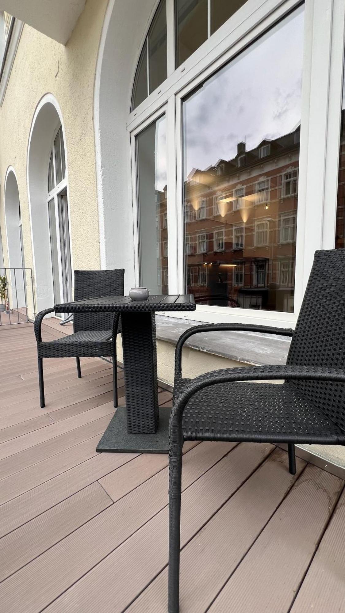 Neu! City-Loft-Apartment Im Goethe Palais I 5P I Lift I Parkplatz I Zentrum I Helios Aue  Buitenkant foto